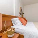 Guest house House Plava Laguna 3*