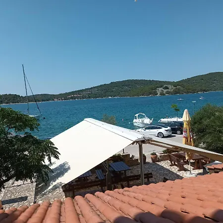 House Plava Laguna Penzion 3*