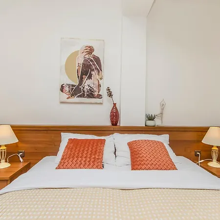Guest house House Plava Laguna Tisno