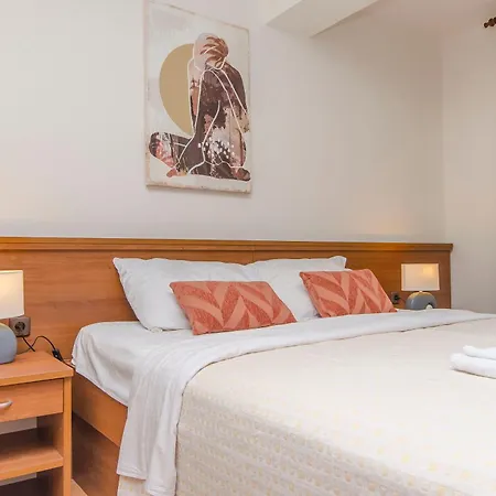 House Plava Laguna 3*