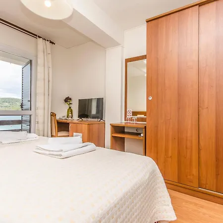 House Plava Laguna 3*
