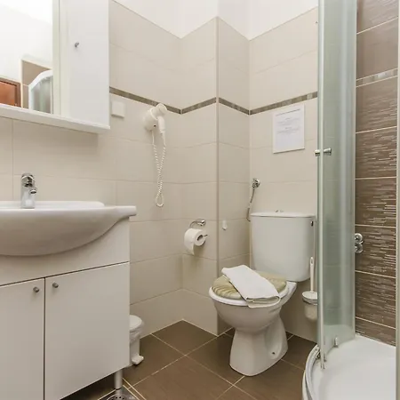 House Plava Laguna 3* 迪斯诺