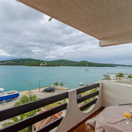 House Plava Laguna Guest house Tisno
