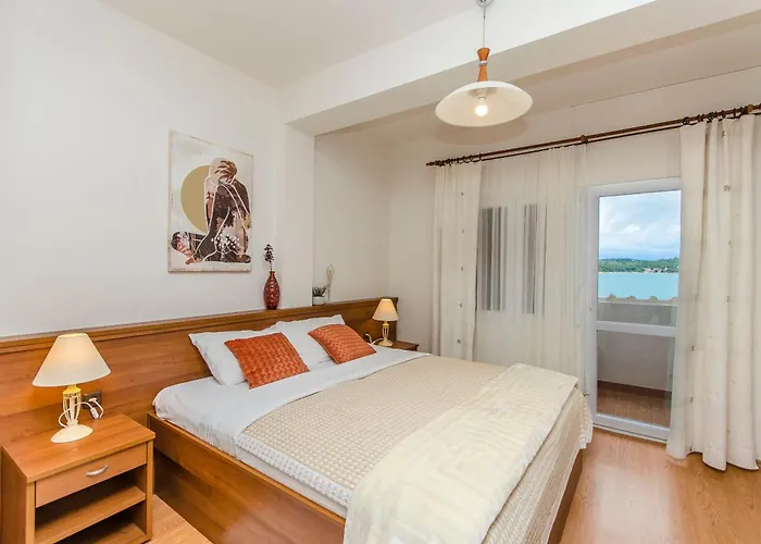 House Plava Laguna Guest house Tisno