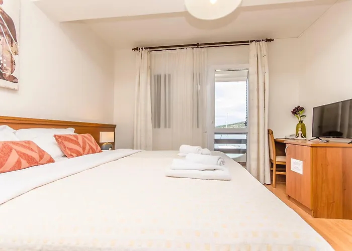 House Plava Laguna 迪斯诺