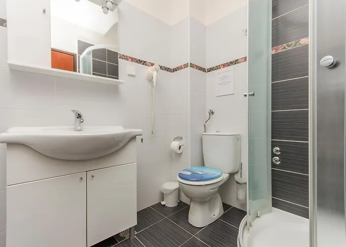 House Plava Laguna Pensjonat Tisno