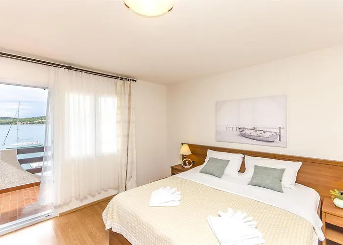 House Plava Laguna 3*