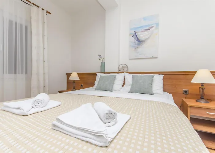 House Plava Laguna 3*