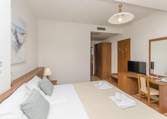 House Plava Laguna Tisno